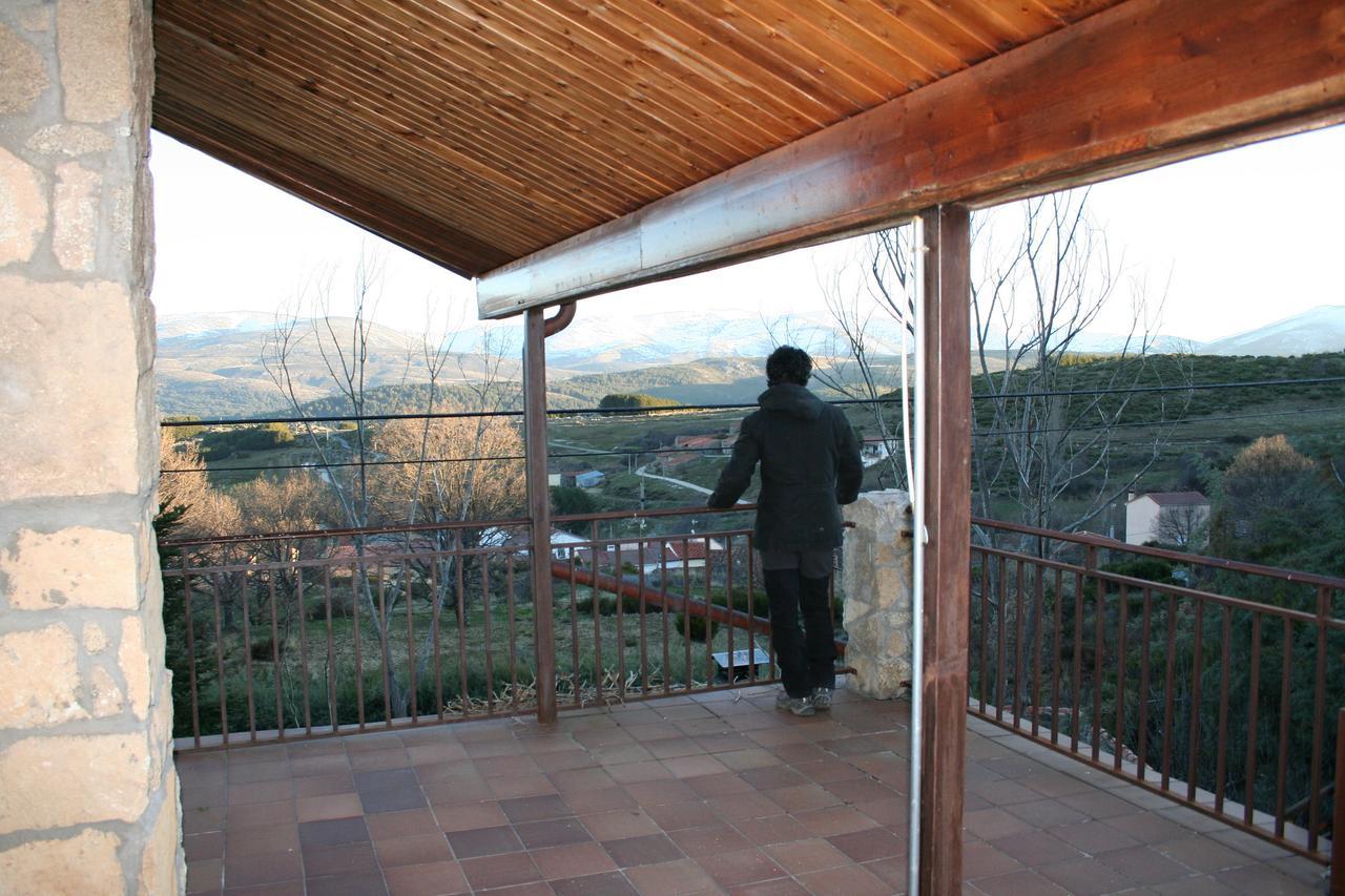 La Casona De Collado Guest House Hoyos del Collado Екстериор снимка